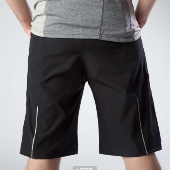 GARNEAU Men’s Black Range 2 Cycling Shorts NWT Sz Medium - Picture 1 of 9